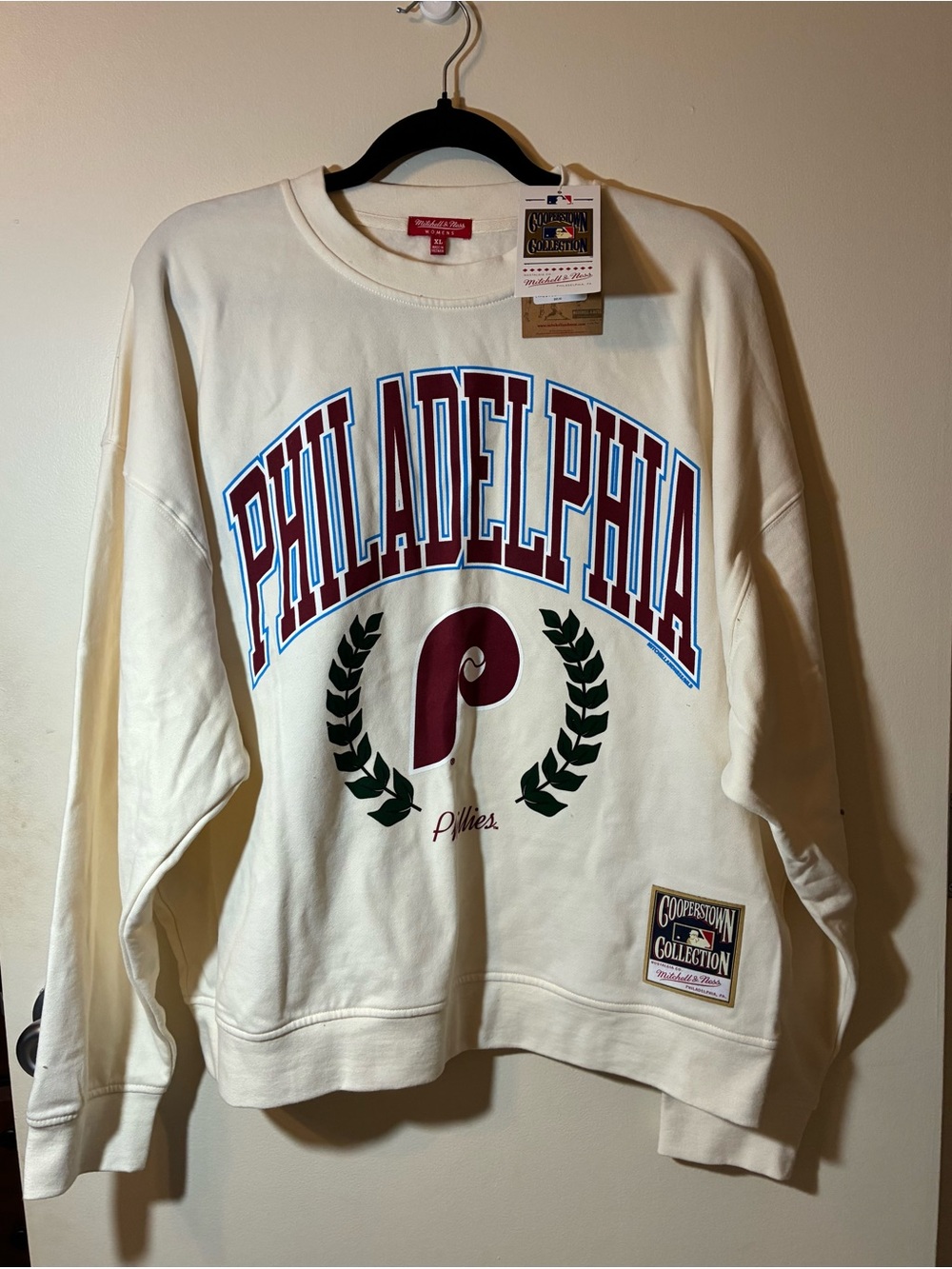NWT Philadelphia Phillies Mitchell & Ness Cooperstown Laurel Crewneck Sweatshirt